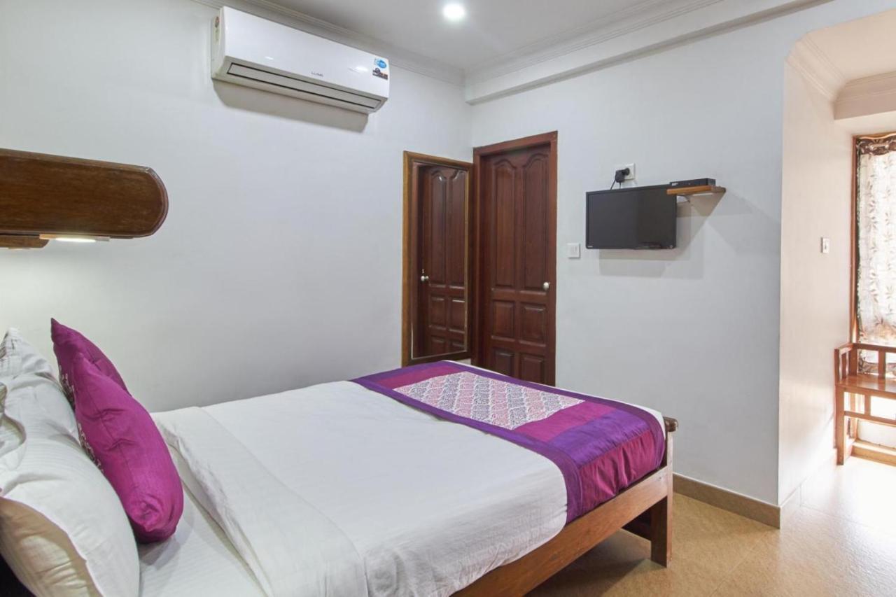 Hotel Mart View Kochi 外观 照片