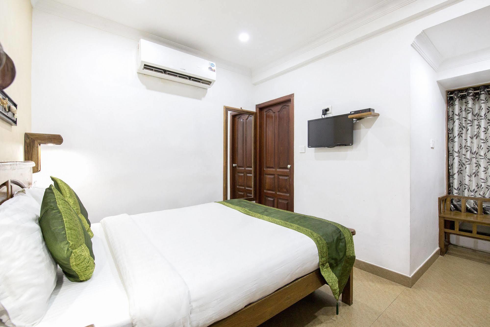 Hotel Mart View Kochi 外观 照片